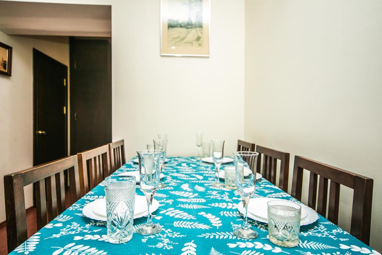 Apartment Ploshchad Pobedy 3 Komnaty มินสก์ ภายนอก รูปภาพ